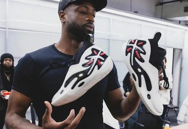 奥萨苏纳主帅：限制巴萨进攻不现实，即便如此仍需全力争胜（奥萨苏纳主帅：难以遏制巴萨进攻，但仍将全力争胜）