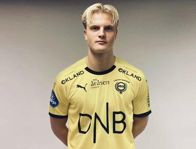 字母：没能连续两年去拉维加斯很难受，不知上次7连败是啥时候（字母：连续两年无缘拉斯维加斯很难受，不记得上次遭遇七连败是何时）