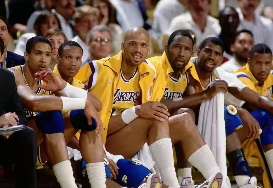 波兰科再见安打助水手晋级美联冠军赛（波兰科再见安打绝杀，水手挺进美联冠军赛）