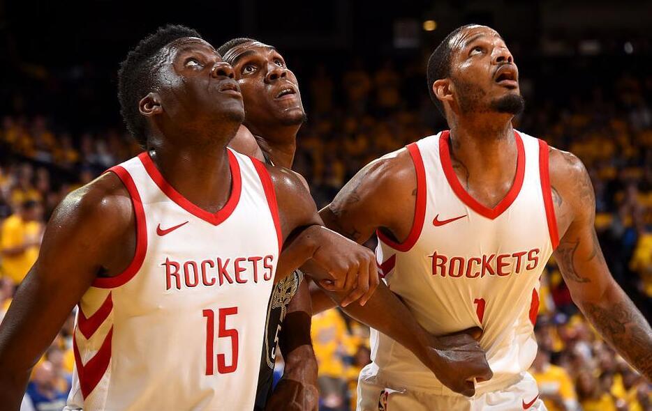 12月6日欧篮联看点：红星巴萨强强对话，帕纳辛纳科斯力争5连胜（12月6日欧篮联焦点：红星大战巴萨，帕纳辛纳科斯剑指五连胜）