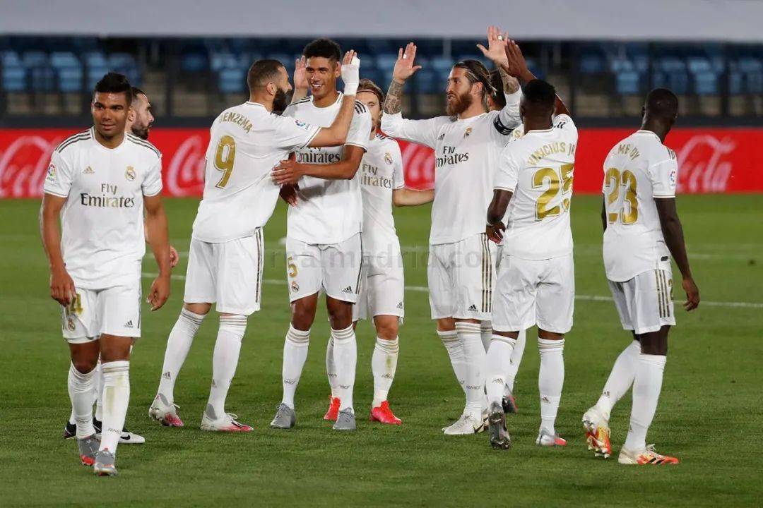 曼城瓜帅巧妙调整击败利物浦