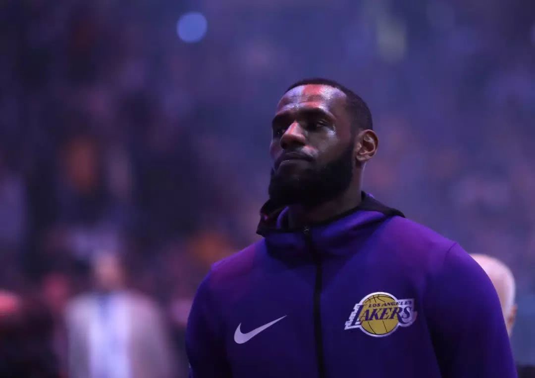 热议成都平神户：虽有遗憾但值得尊重，给中超挣脸没得黑（成都战平神户引热议：有憾但可敬，为中超长脸）