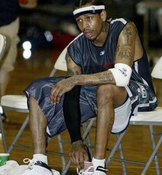 武磊：不要说三连冠，可能拿一个冠军都非常不容易（武磊：别谈三连冠，先拿一个冠军都不容易）