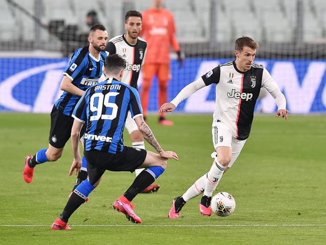 意媒：尤文加入弗罗霍尔特争夺战，与波尔图的良好关系是优势（意媒：尤文竞逐弗罗霍尔特，得益于与波尔图的良好关系）