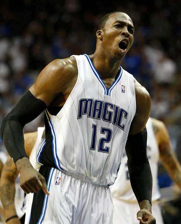 亚冠焦点：柔佛新山VS上海海港，生死战前双方态势剖析（亚冠重磅对决：柔佛新山对阵上海海港，生死关头赛前形势解读）